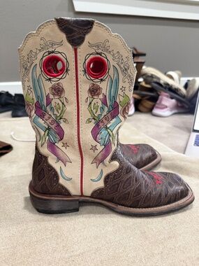 Ariat Rodeobaby Rocker boots